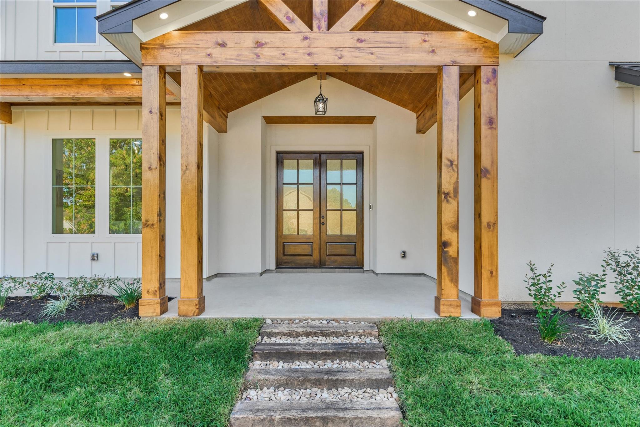 3709 Oak Court