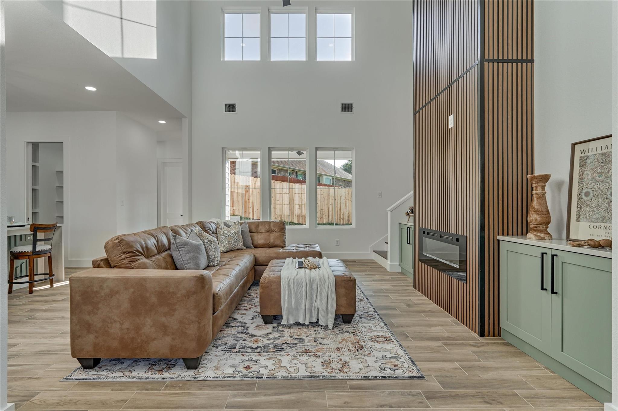 3709 Oak Court