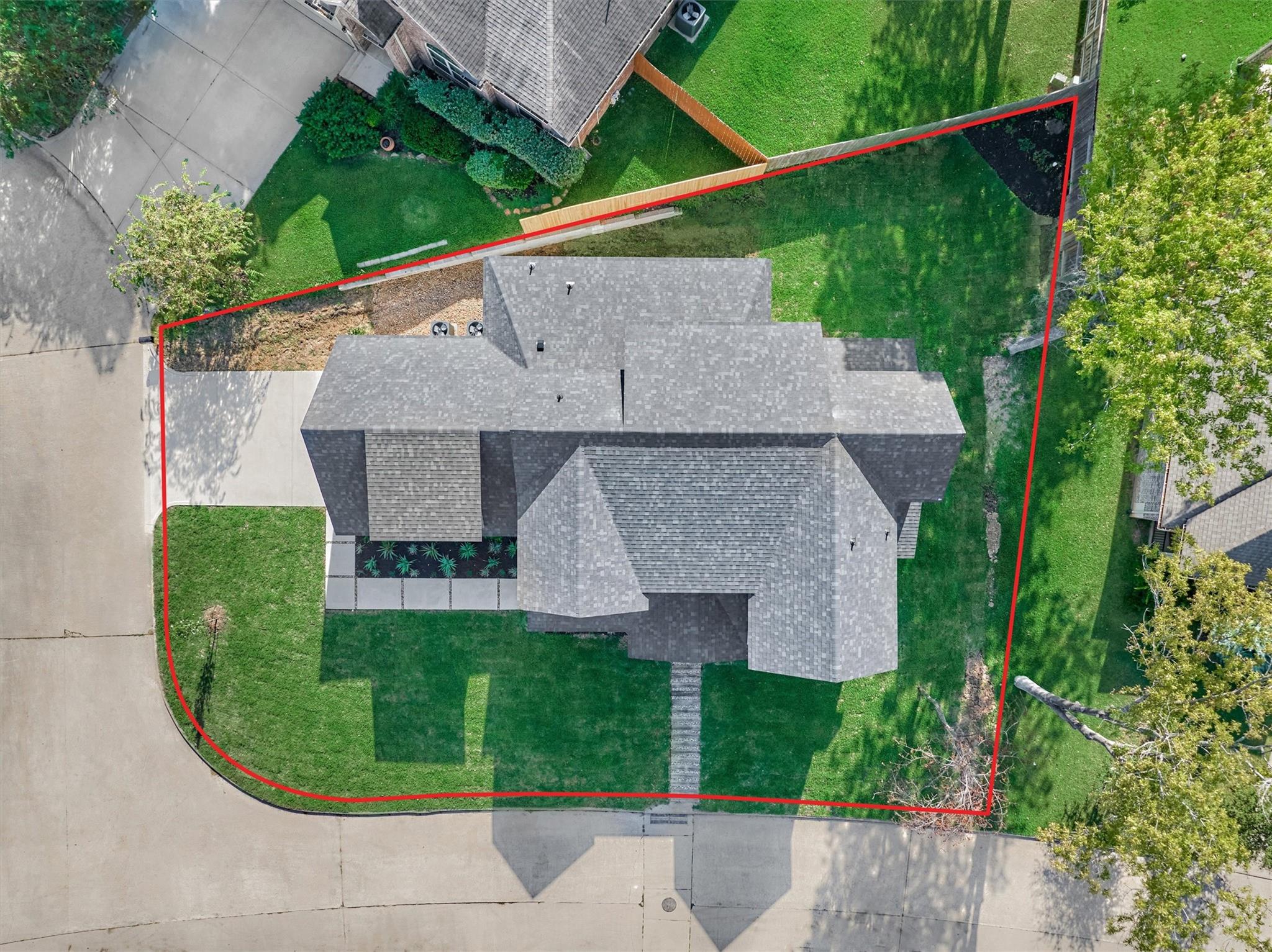 3709 Oak Court