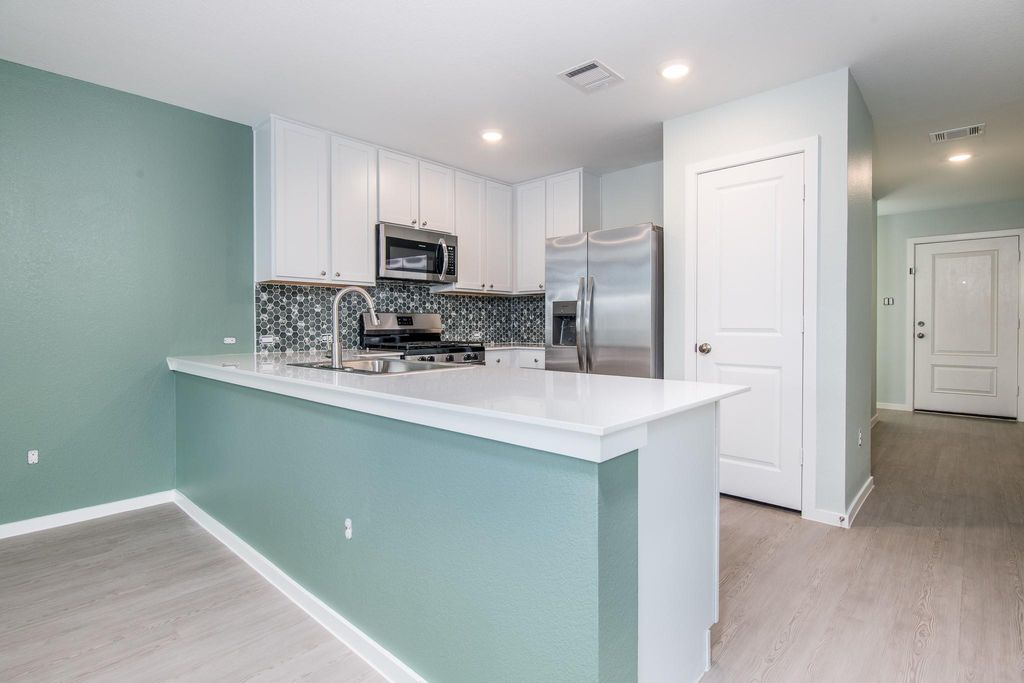 Photo of 14852 North Ascot Bend Cir, Conroe, TX 77306 (MLS # 71913545)