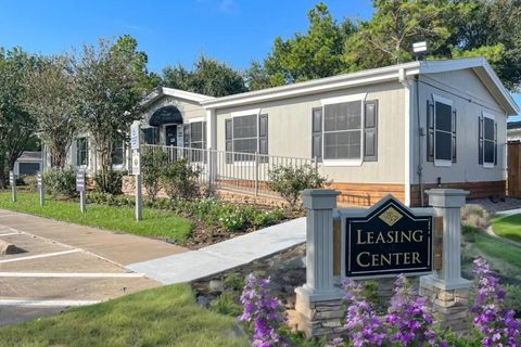 Photo of 516 Stafford Spring Avenue #809, Stafford, TX 77477 (MLS # 17387603)