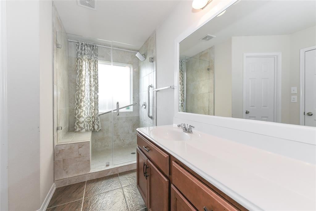 3354 View Valley Trail