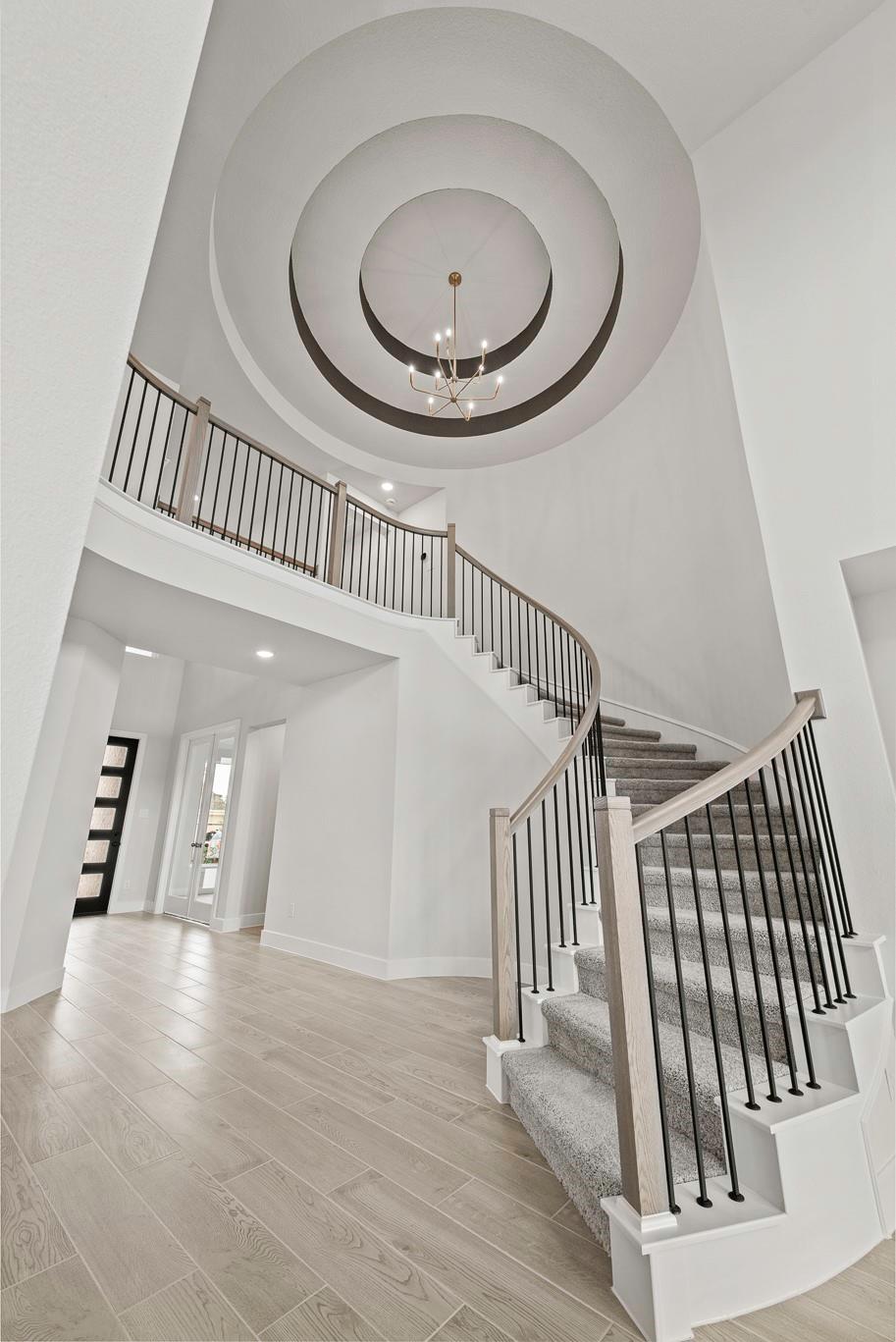 423 Mathis Lake Court