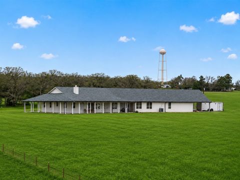 Photo of 2300 Farm To Market 2095, Cameron, TX 76520 (MLS # 21033939)