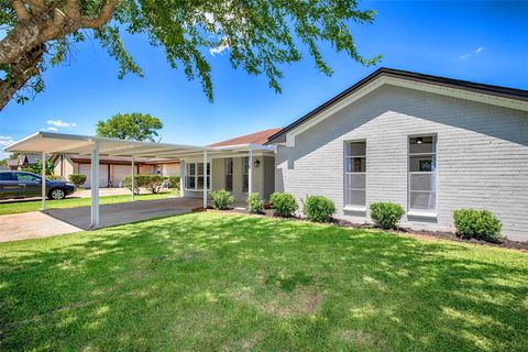 7306 Nightingale Circle Texas City TX 77591