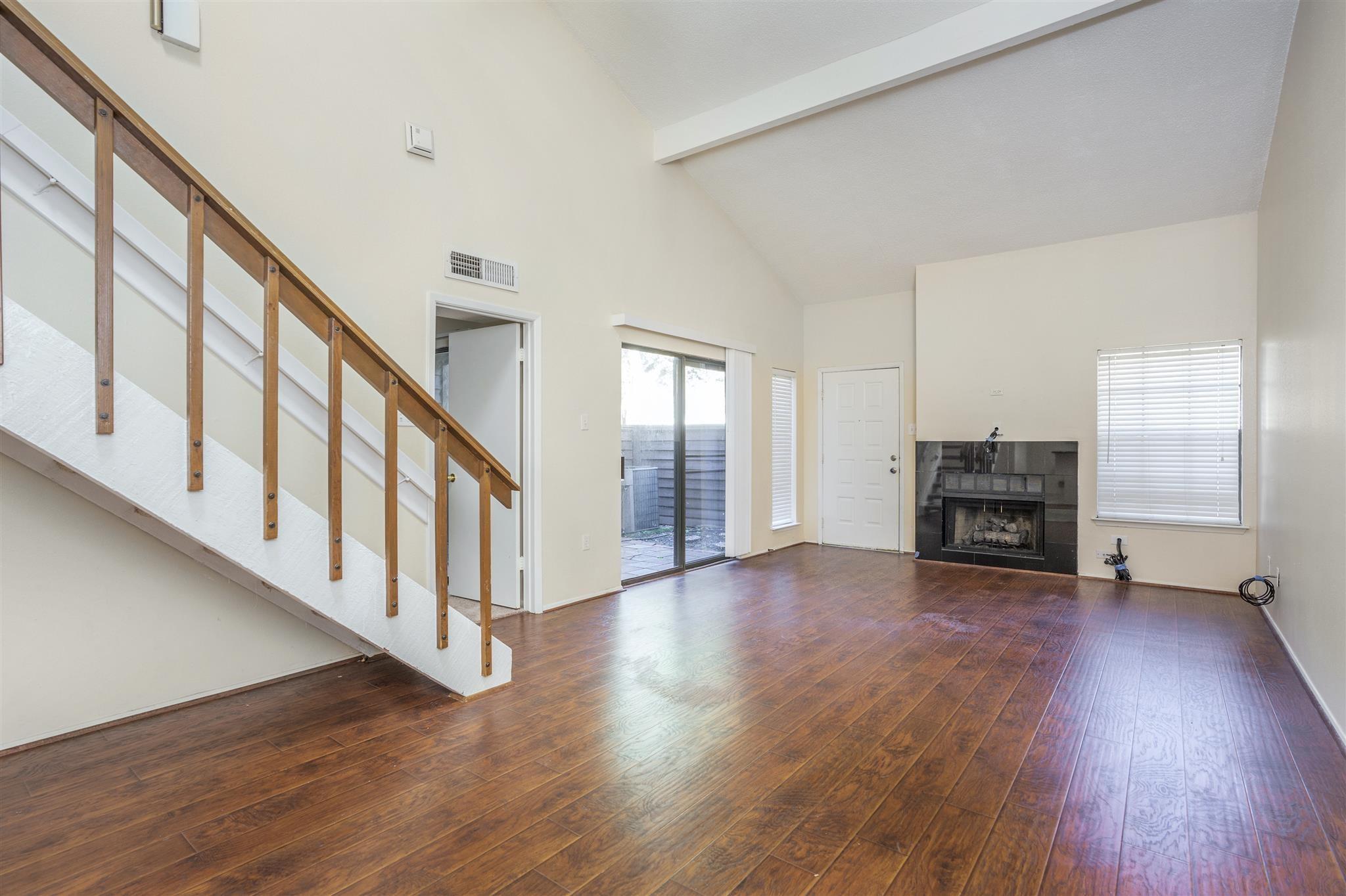 2611 Grants Lake Boulevard 226