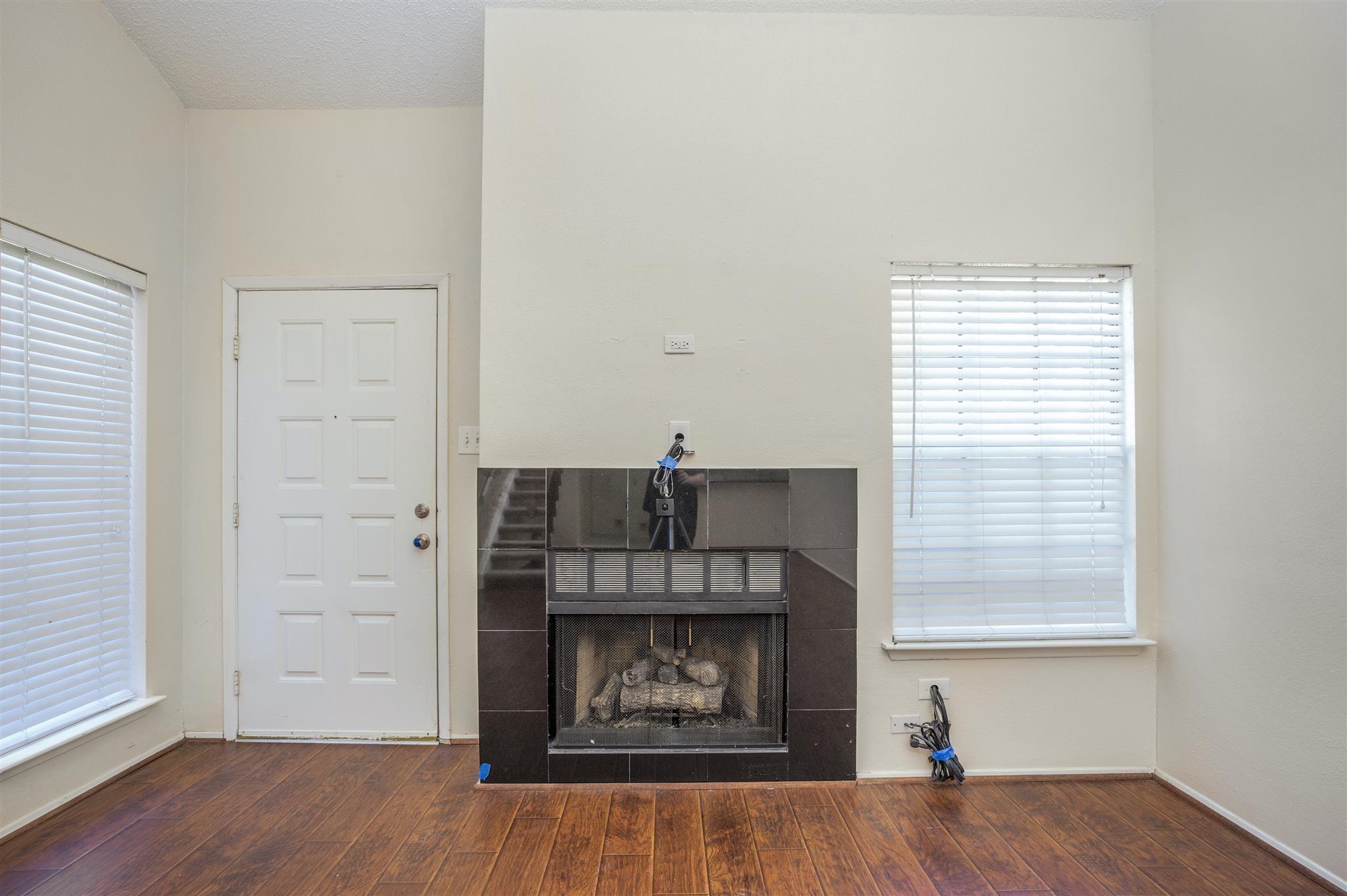 2611 Grants Lake Boulevard 226