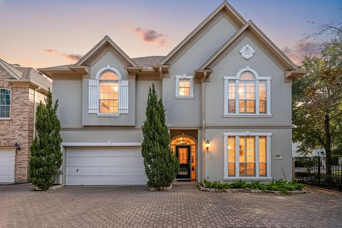 Photo of 5318 Fayette Street, Houston, TX 77056 (MLS # 16913462)