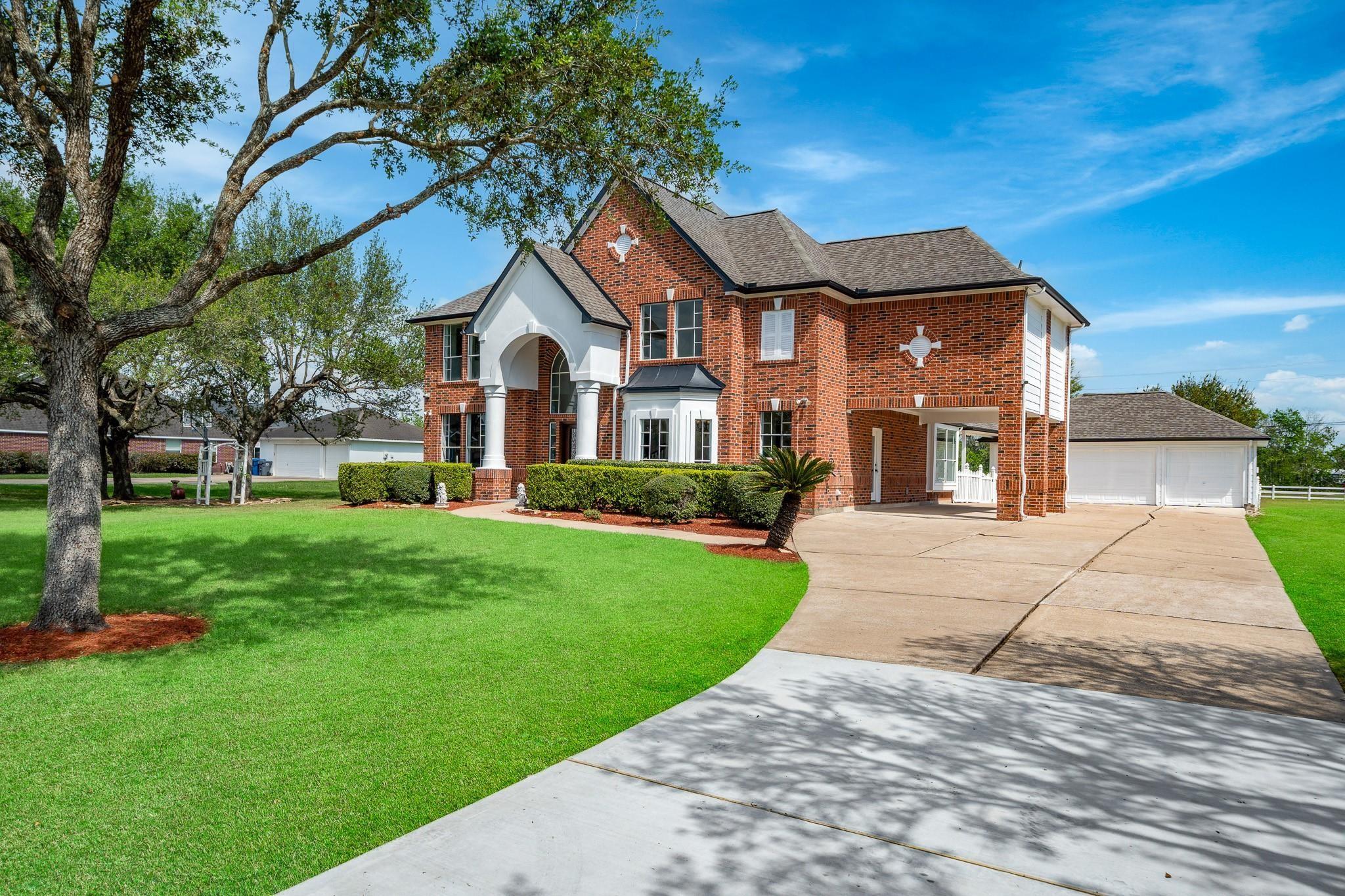 7211 Savannah Glen Lane