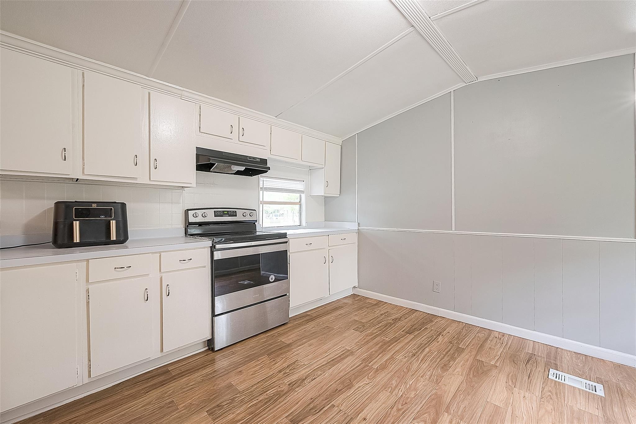 17536 White Oak Orchard