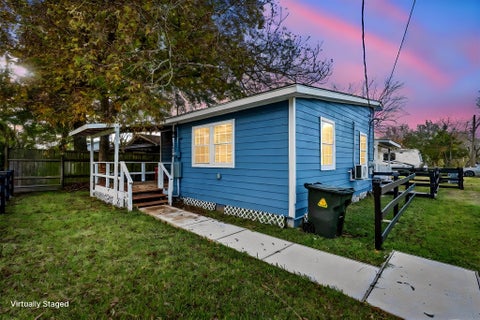 Photo of 4126 Paladino Street, Bacliff, TX 77518 (MLS # 33509616)
