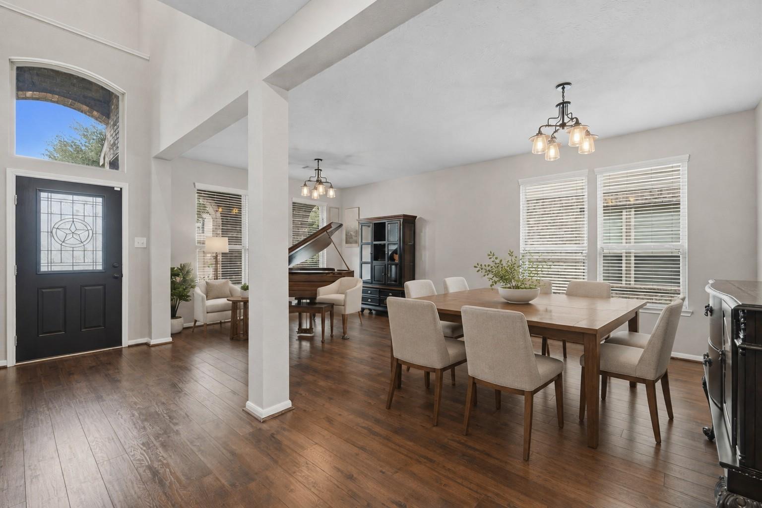 6014 Rivergrove Bend Drive