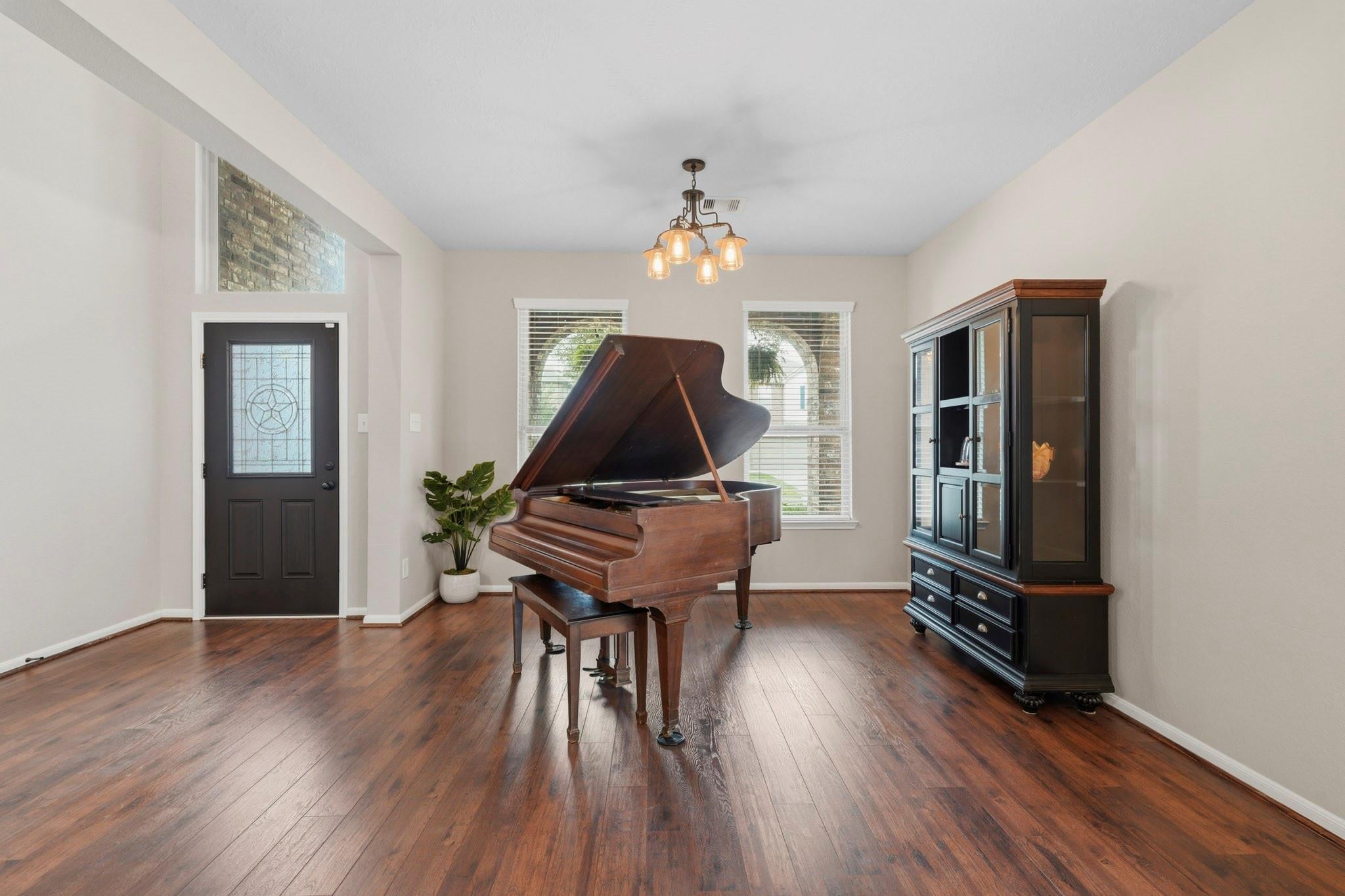 6014 Rivergrove Bend Drive