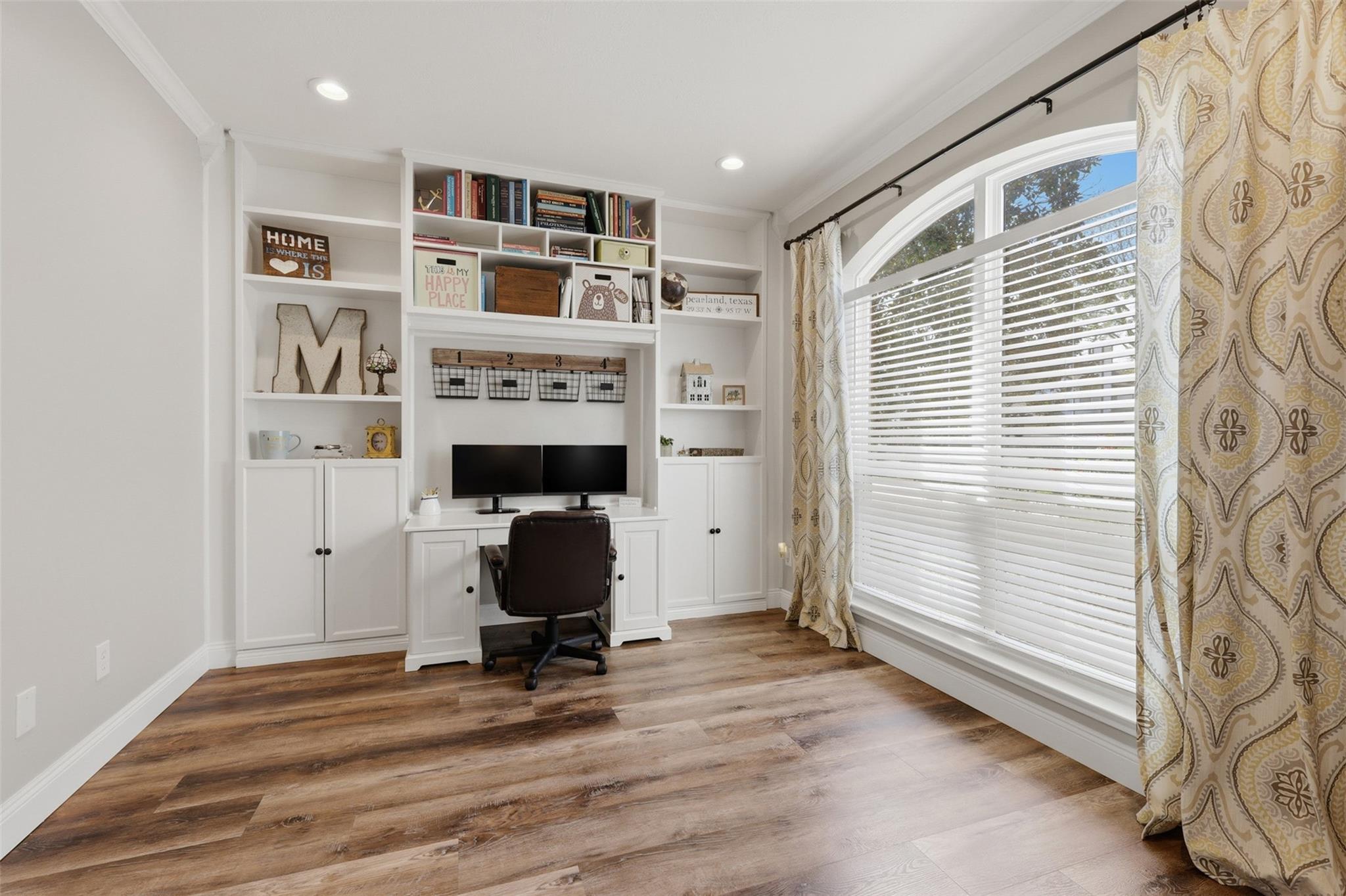 2401 Evergreen Drive