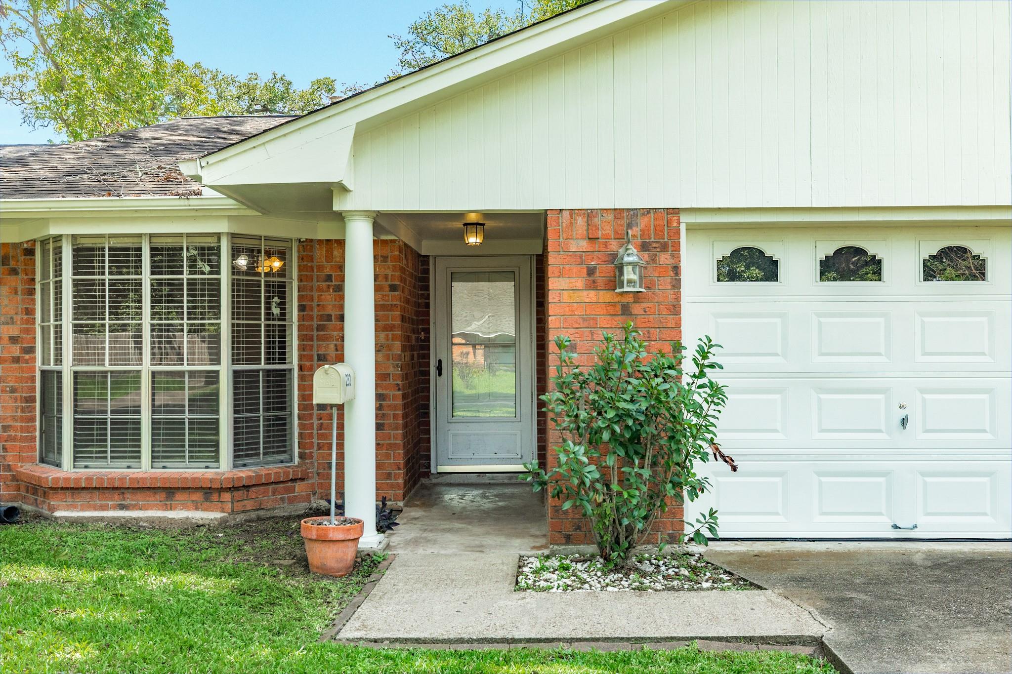 232 Wayne Dr