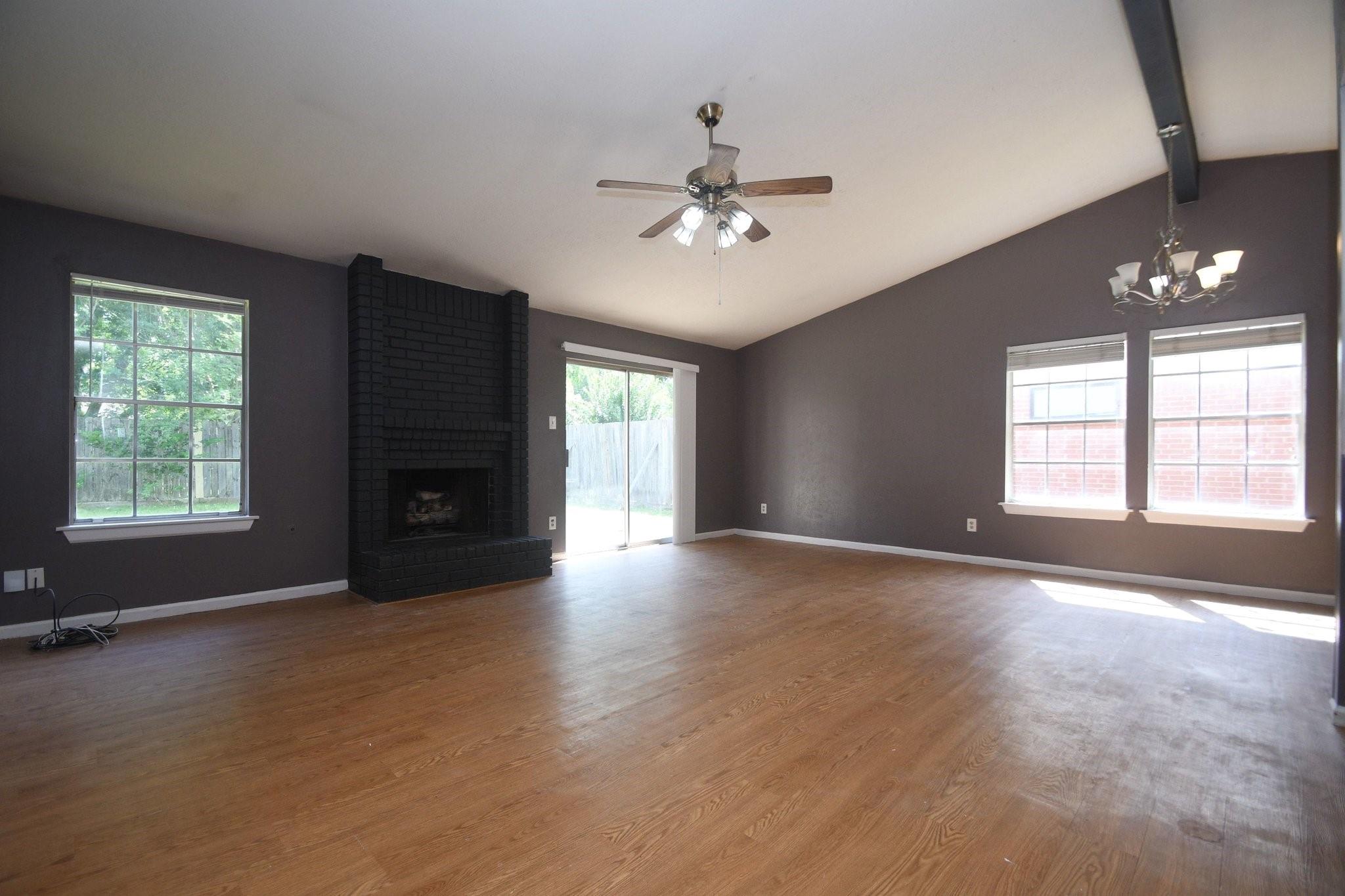 2411 Country Place Drive