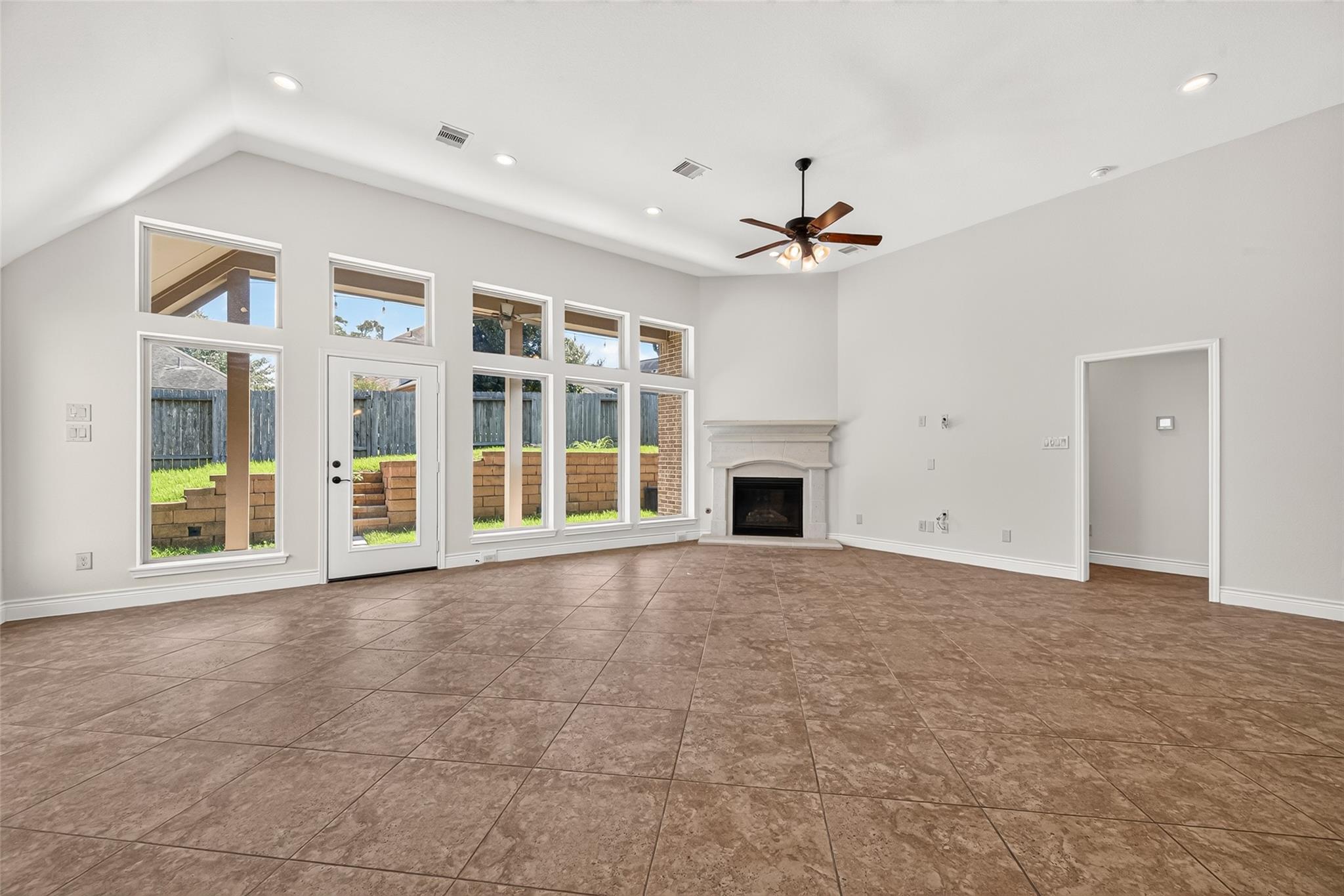 173 Pinnacle Ridge Dr
