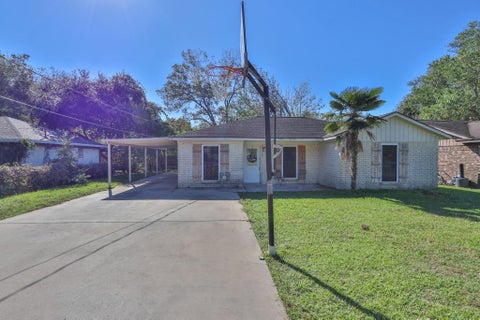 Photo of 12721 7th Street, Santa Fe, TX 77510 (MLS # 49512535)