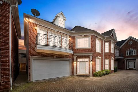 Photo of 2222 Nantucket Drive #B, Houston, TX 77057 (MLS # 54895186)