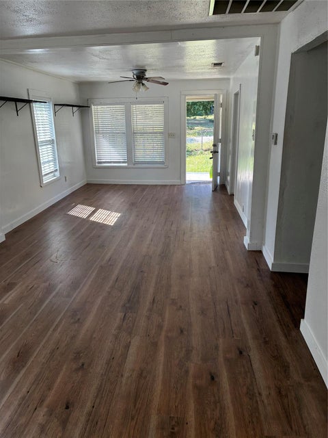 Homes For Rent - 209 Tall Timbers<br/> Huntsville, TX 77340