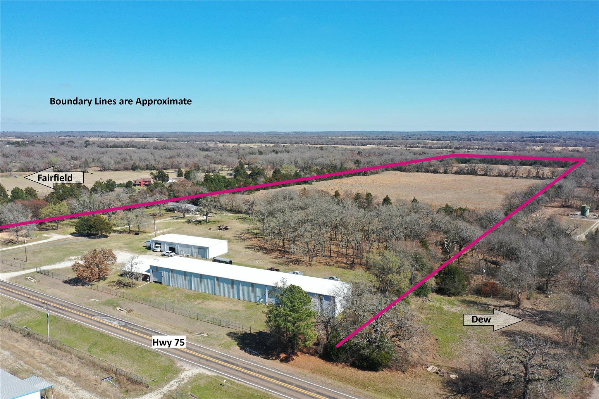 423 State Highway 75 S