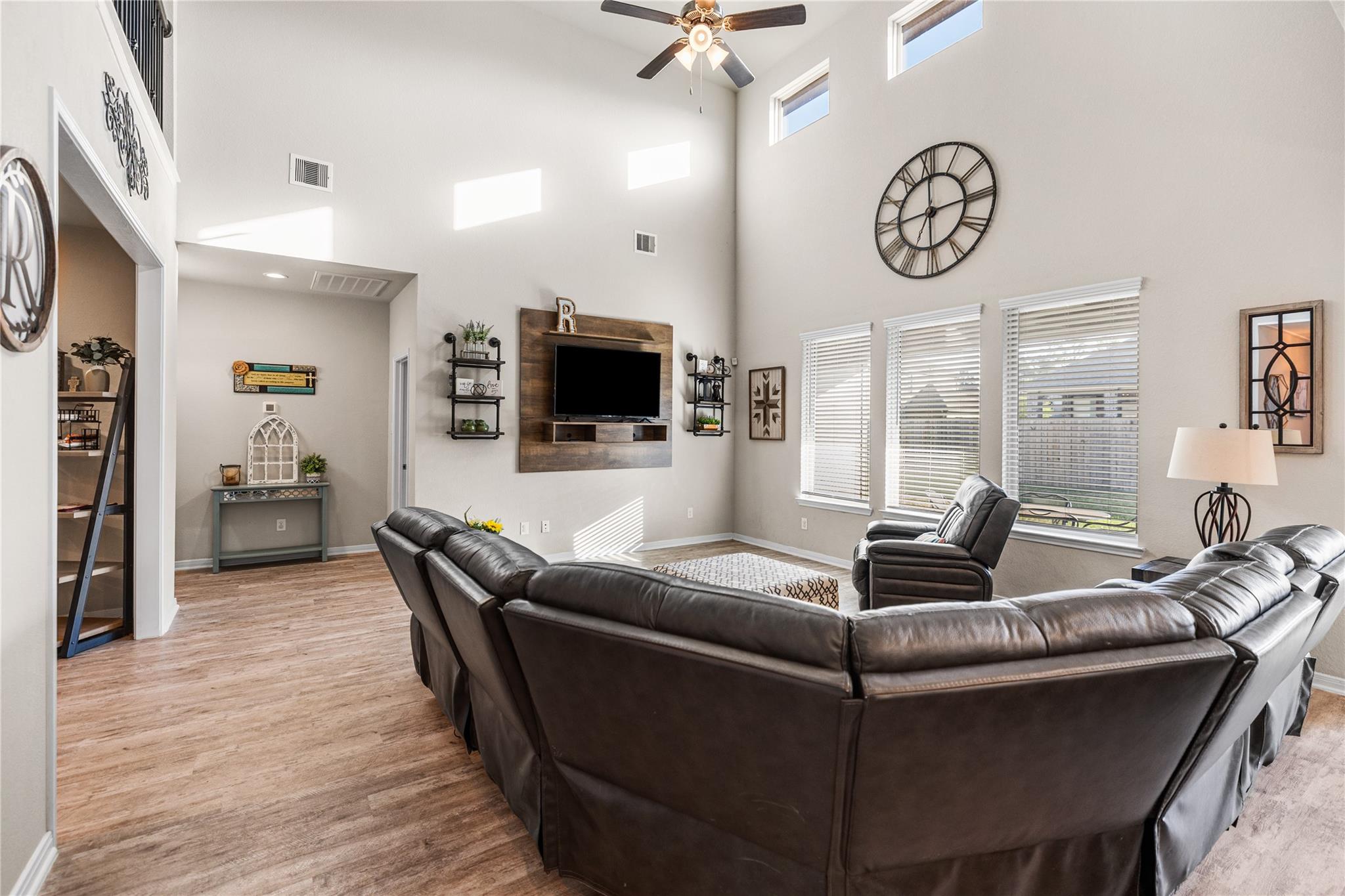 12519 Beddington Court