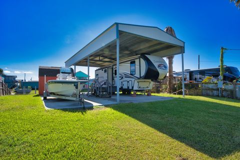 Photo of 1377 County Road 201, Sargent, TX 77414 (MLS # 39264000)