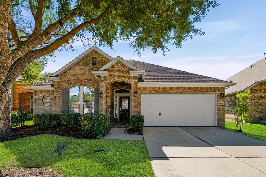 Photo of 24811 Diamond Run Court, Katy, TX 77494 (MLS # 68180437)