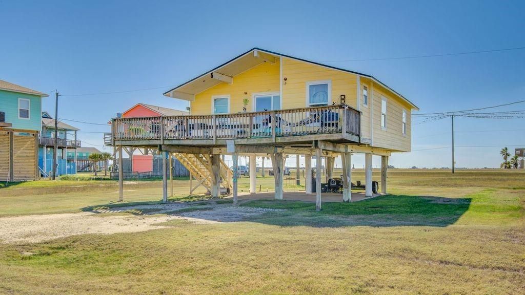 Photo of 13219 Buccaneer Parkway, Freeport, TX 77541 (MLS # 9056717)