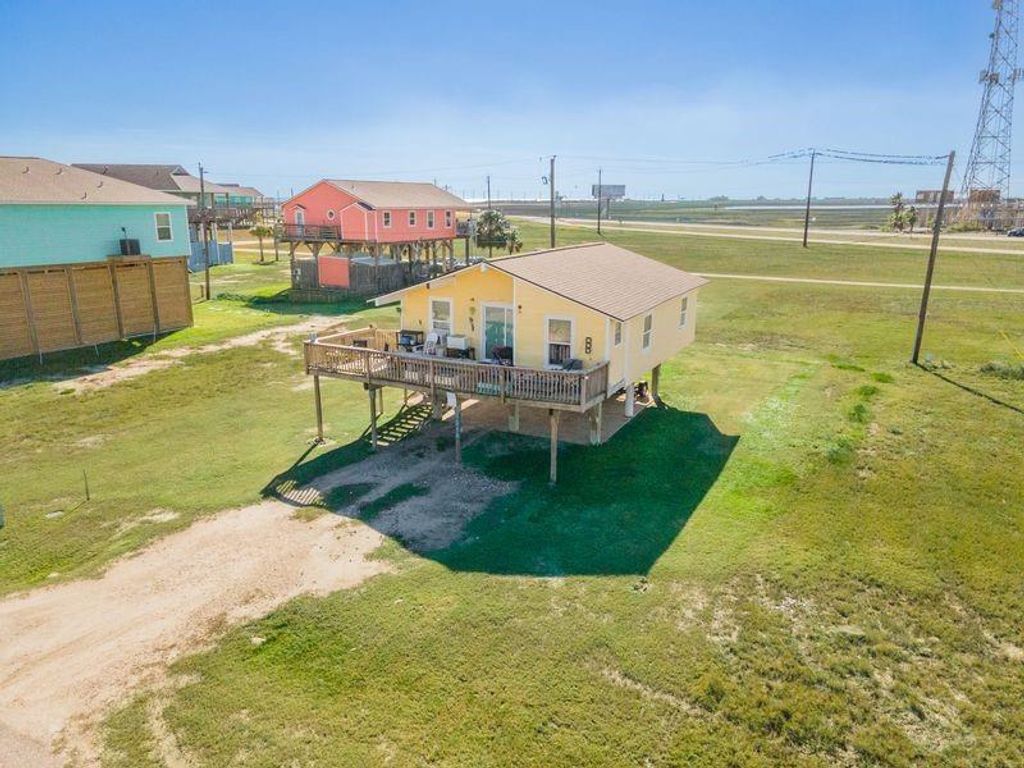 Photo of 13219 Buccaneer Parkway, Freeport, TX 77541 (MLS # 9056717)