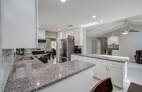 Tiny photo for 2507 Encreek Road, Houston, TX 77068 (MLS # 91910367)