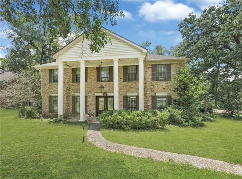 660 Stonewall Jackson Drive Conroe TX 77302