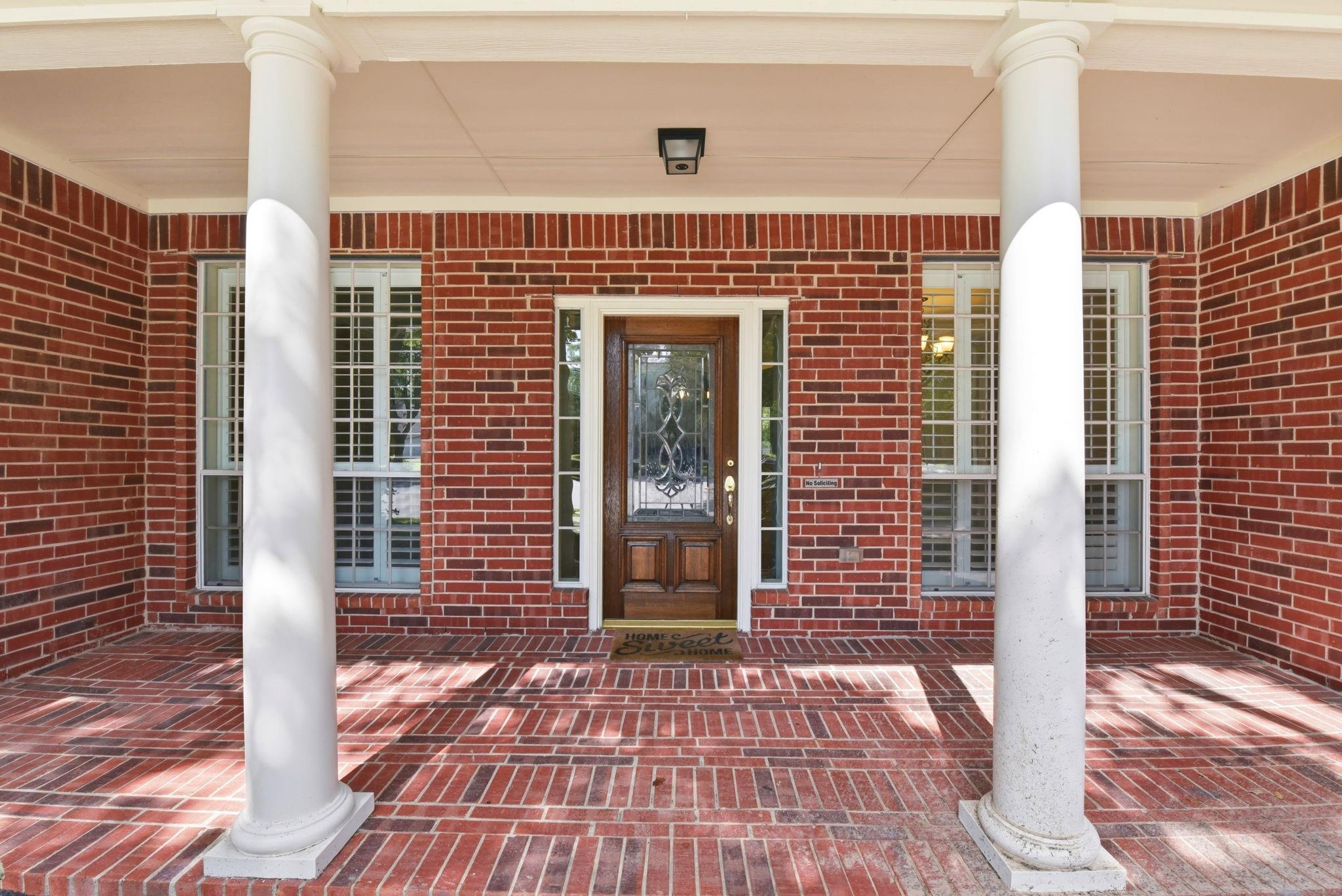 3414 Hackberry Court