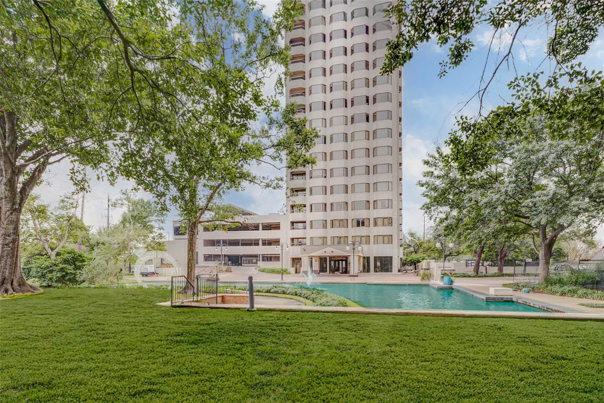 2001 Holcombe Boulevard 206