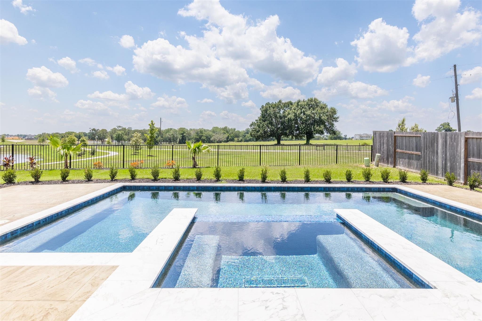 7526 Sunny Oak Lane