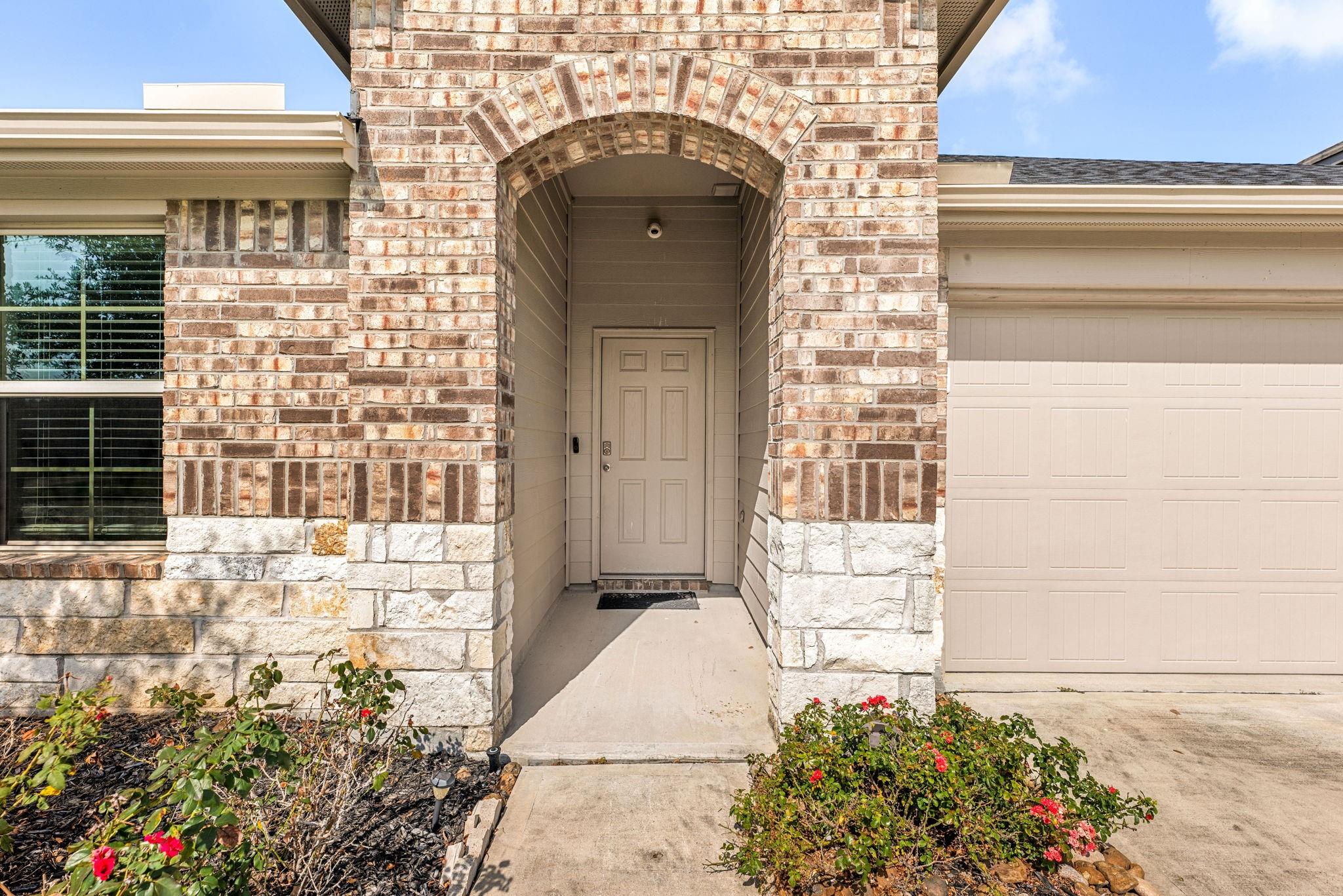 8007 Tamarind Lane