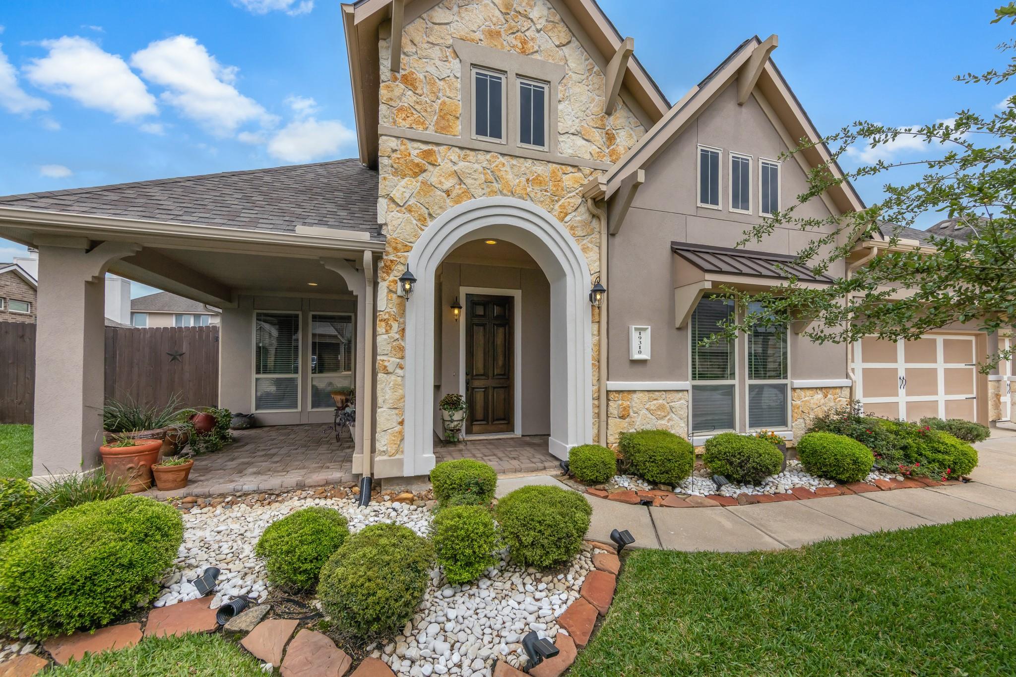 19310 Sanctuary Rosebud Lane