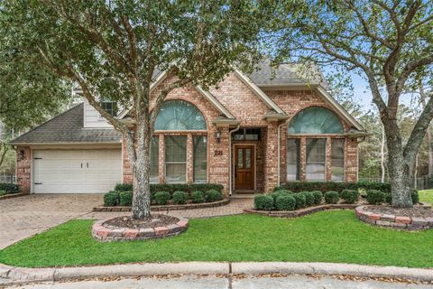 Photo of 901 Longmire Road #28, Conroe, TX 77304 (MLS # 75895721)