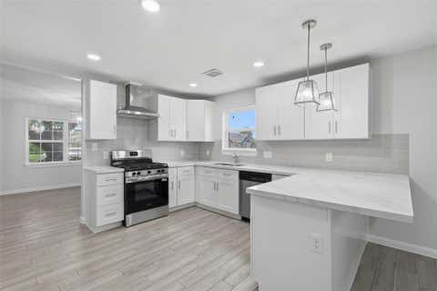 Photo of 7826 Twin Hills Drive, Houston, TX 77071 (MLS # 13414374)