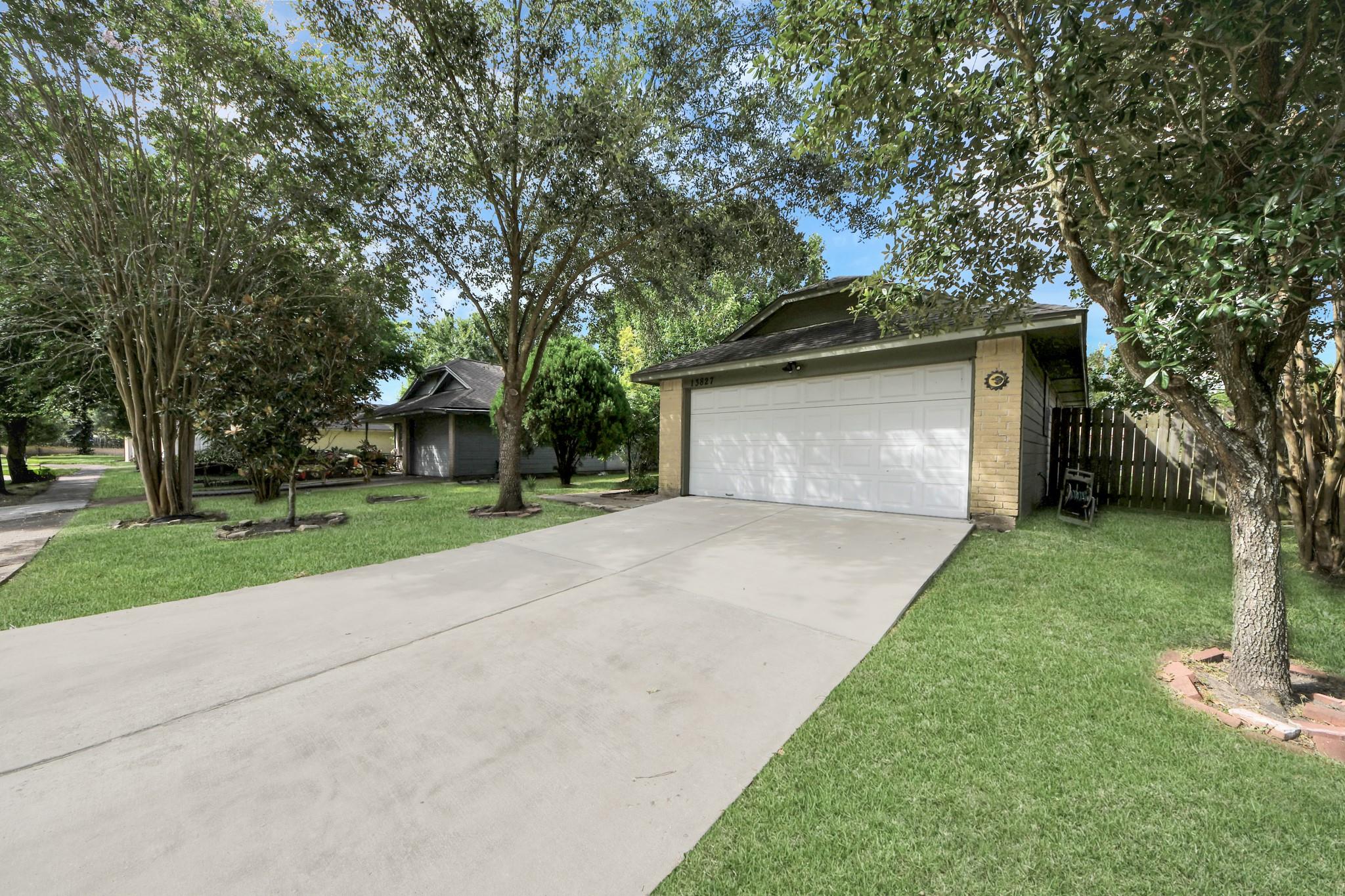 13827 Bay Gardens Drive