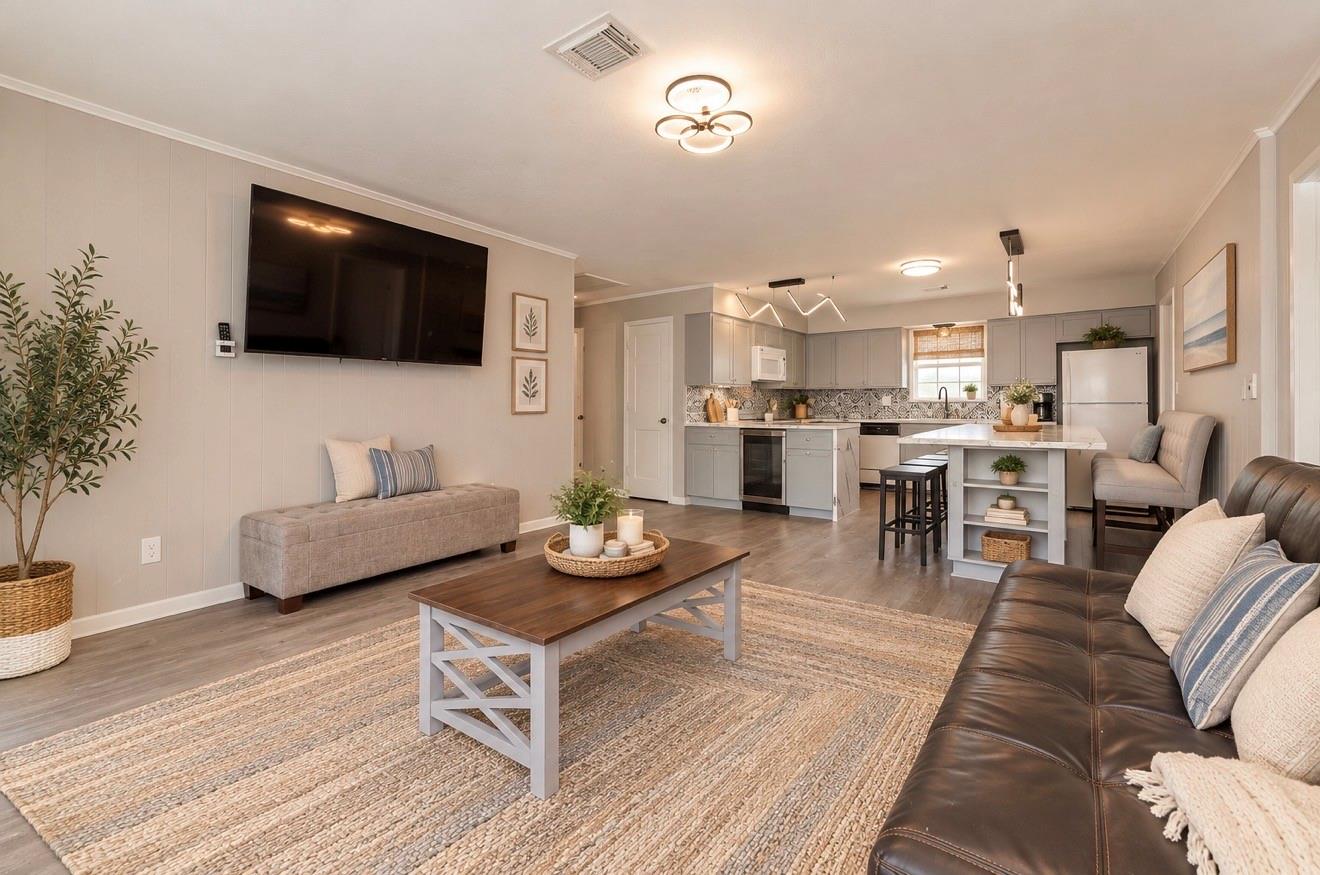 610 Seashell Drive