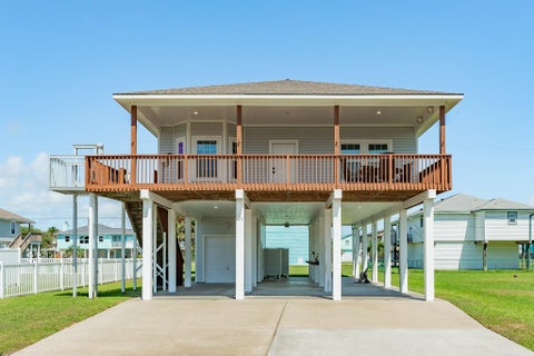 Photo of 4011 Hardin Dr, Galveston, TX 77554 (MLS # 24747697)