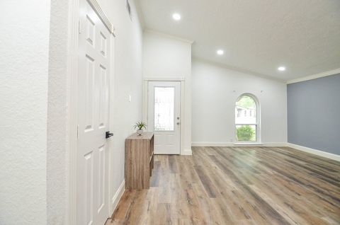 Tiny photo for 5519 Irish Hill Drive, Houston, TX 77053 (MLS # 43874148)