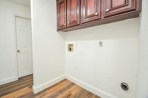 Tiny photo for 5519 Irish Hill Drive, Houston, TX 77053 (MLS # 43874148)