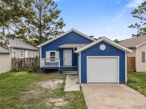 Photo of 11938 Greenglen Drive, Houston, TX 77044 (MLS # 3908816)
