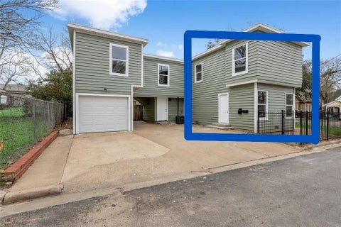 Photo of 702 E Main Street, Brenham, TX 77833 (MLS # 42896402)