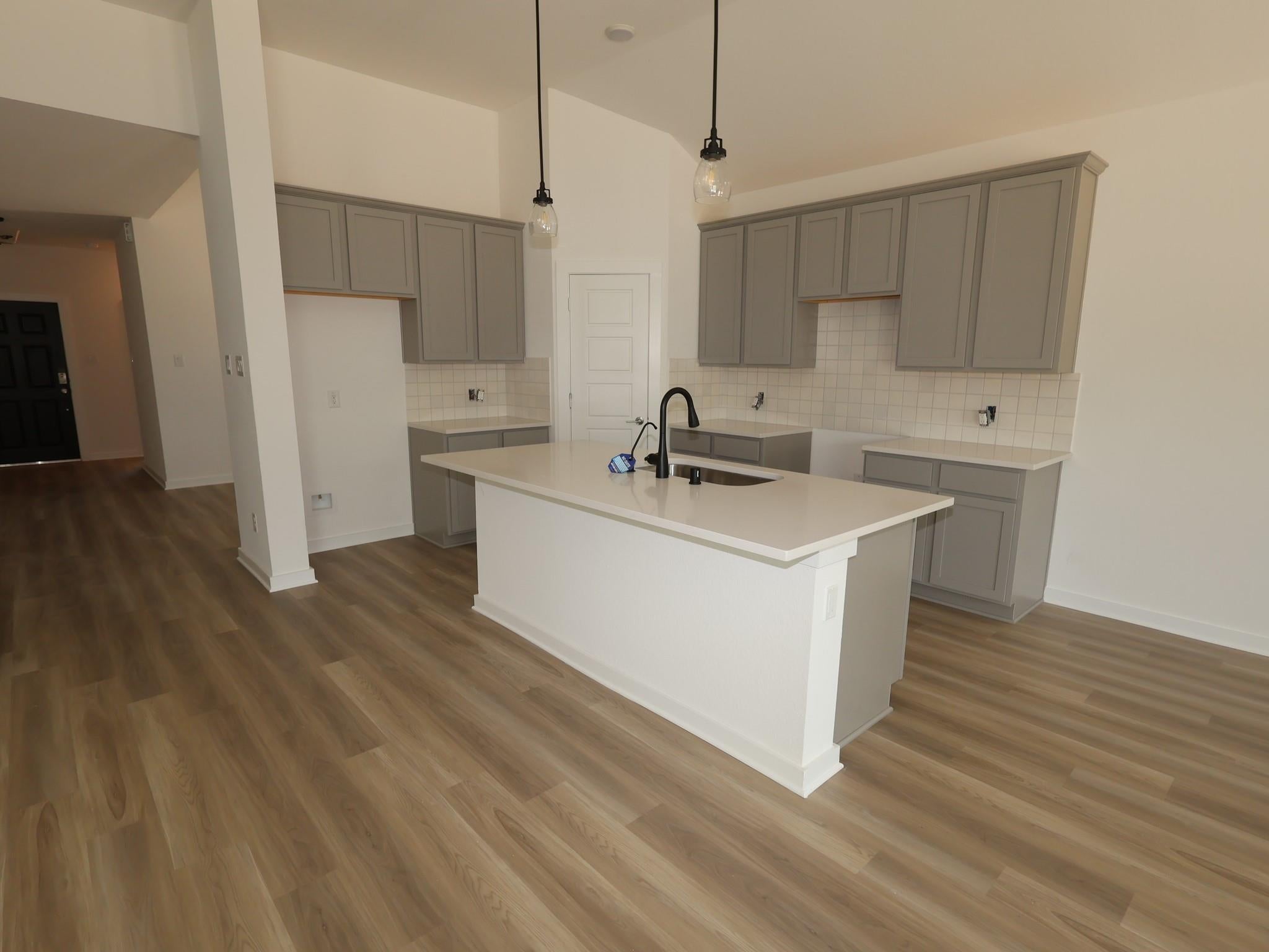 1102 Radiant Avenue