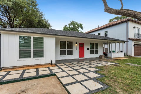 Photo of 1834 Norcrest Drive, Houston, TX 77055 (MLS # 78134850)