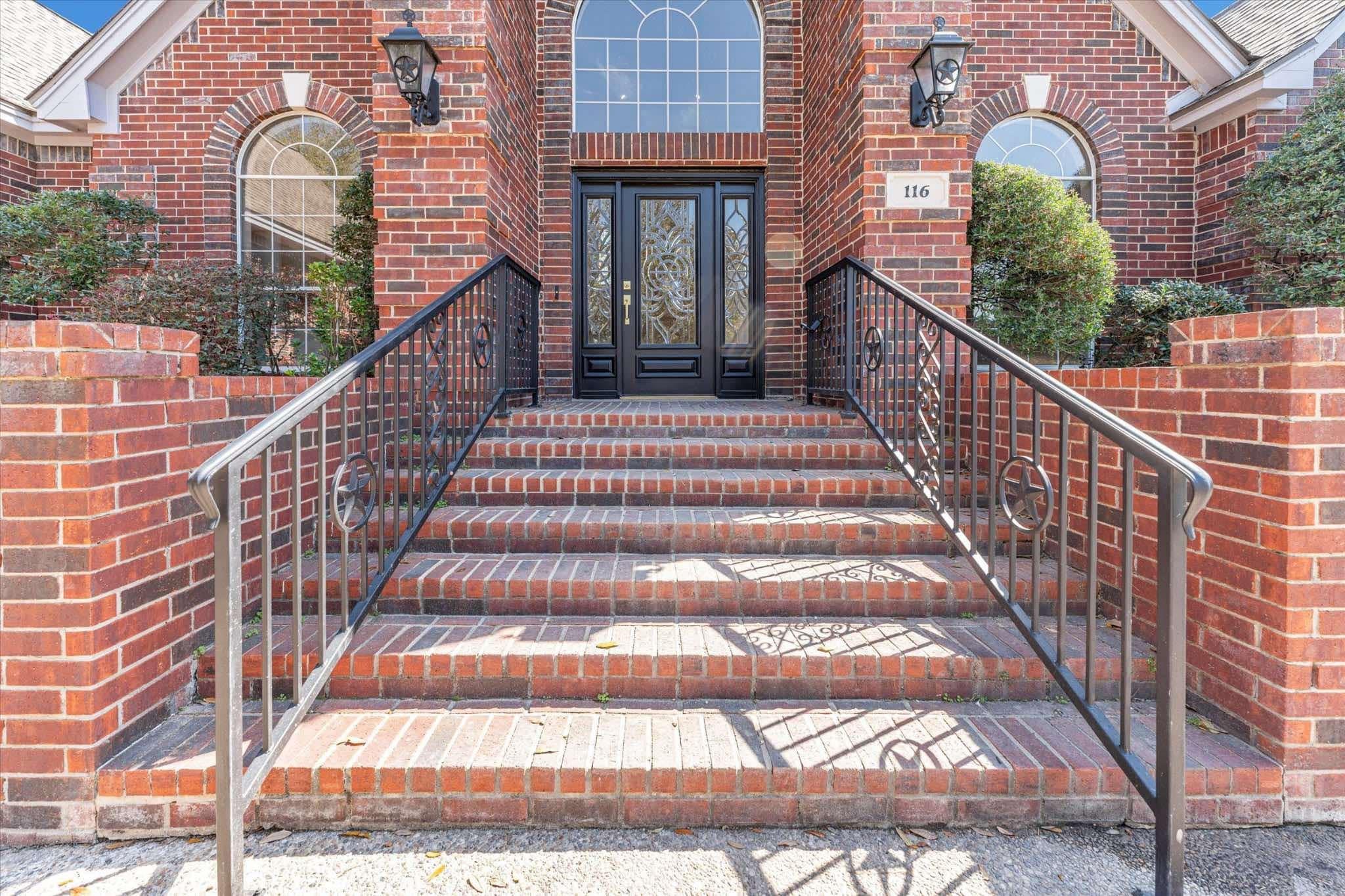 116 Spring Lake Drive
