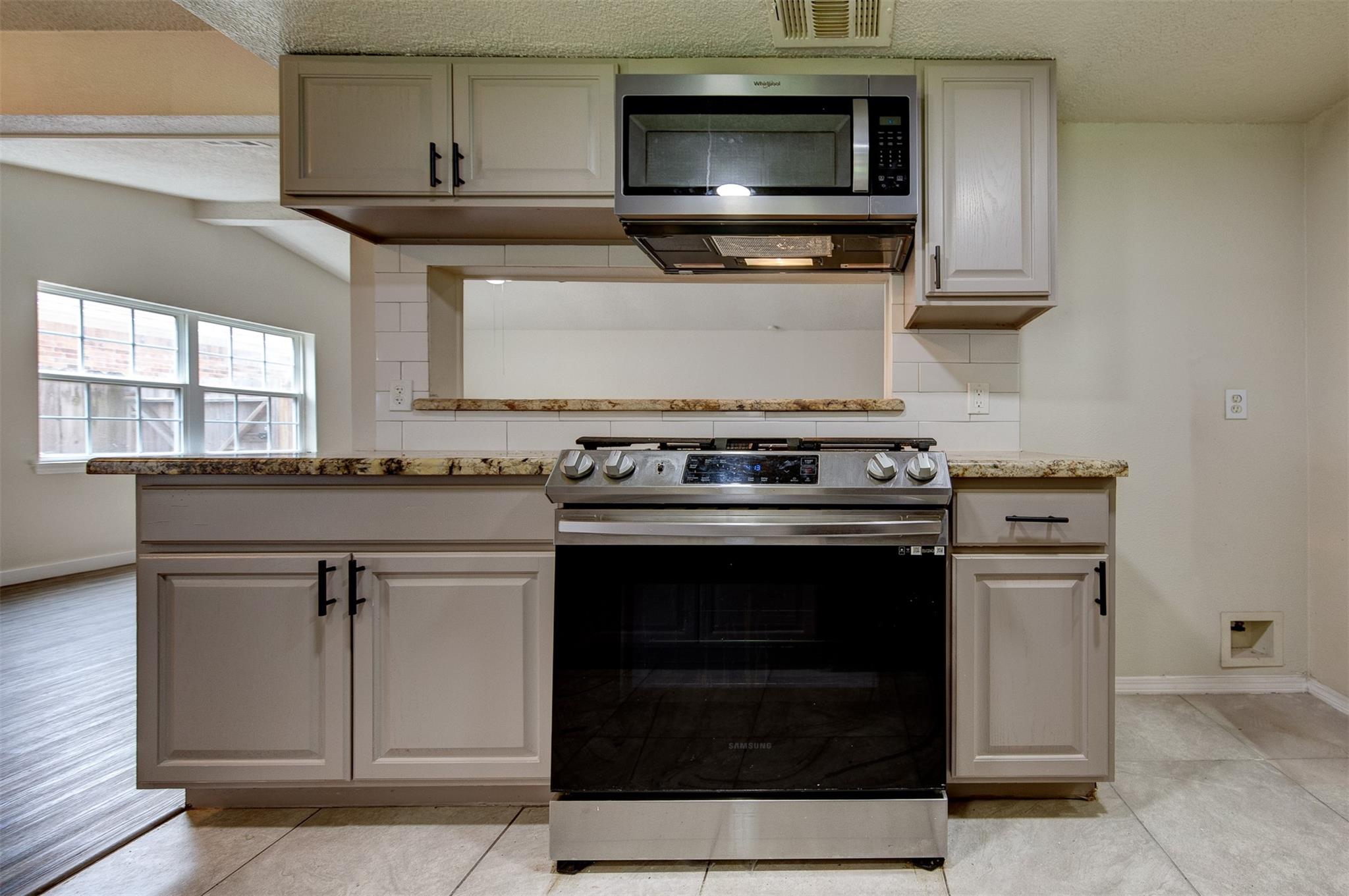 21043 Settlers Valley Drive